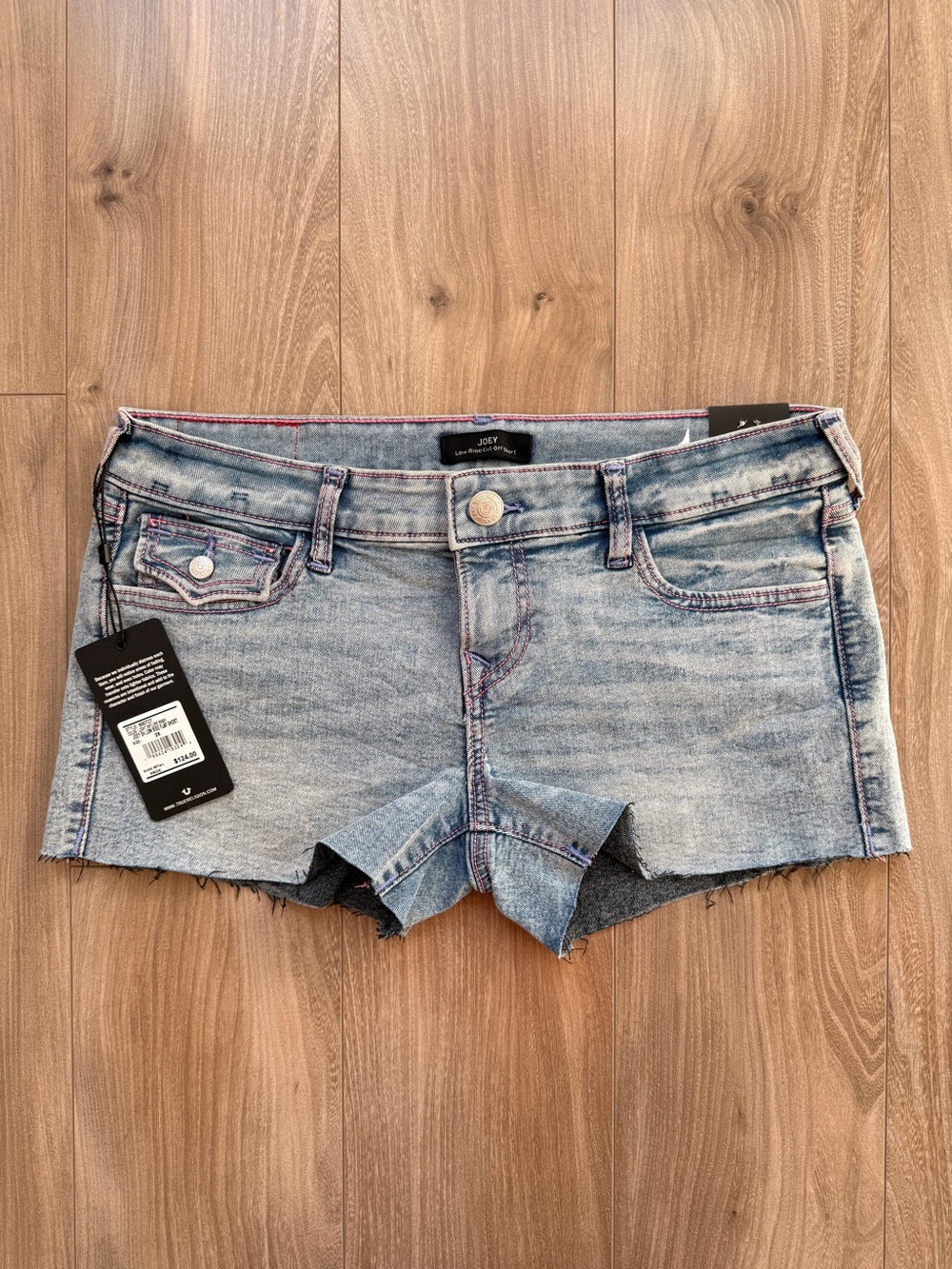 True Religion Joey Low Rise Cutoff Shorts Light Skyline Wash Size 28 NWT Y2K